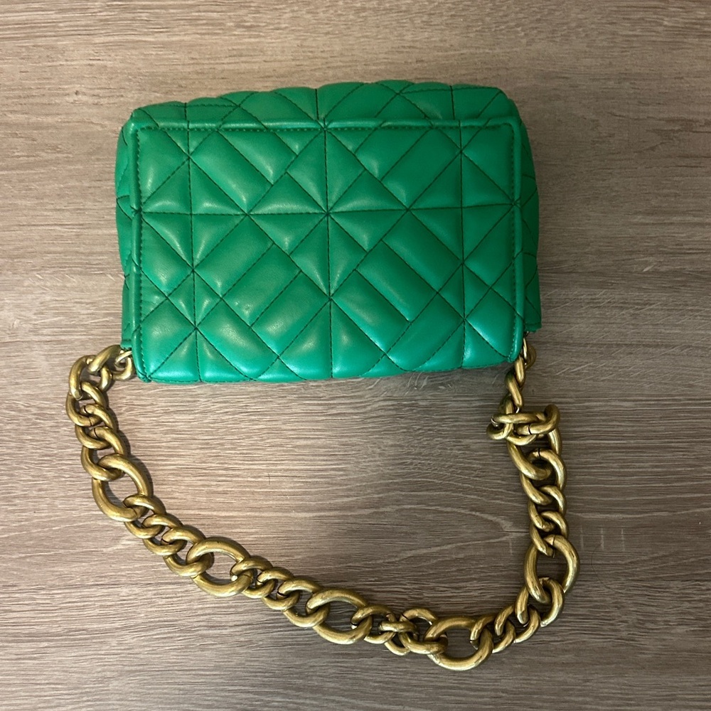 Green Quilted Chain Shoulder Bag
